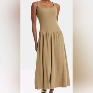 *NWT* Universal Thread Tan Sleeveless Maxi Dress